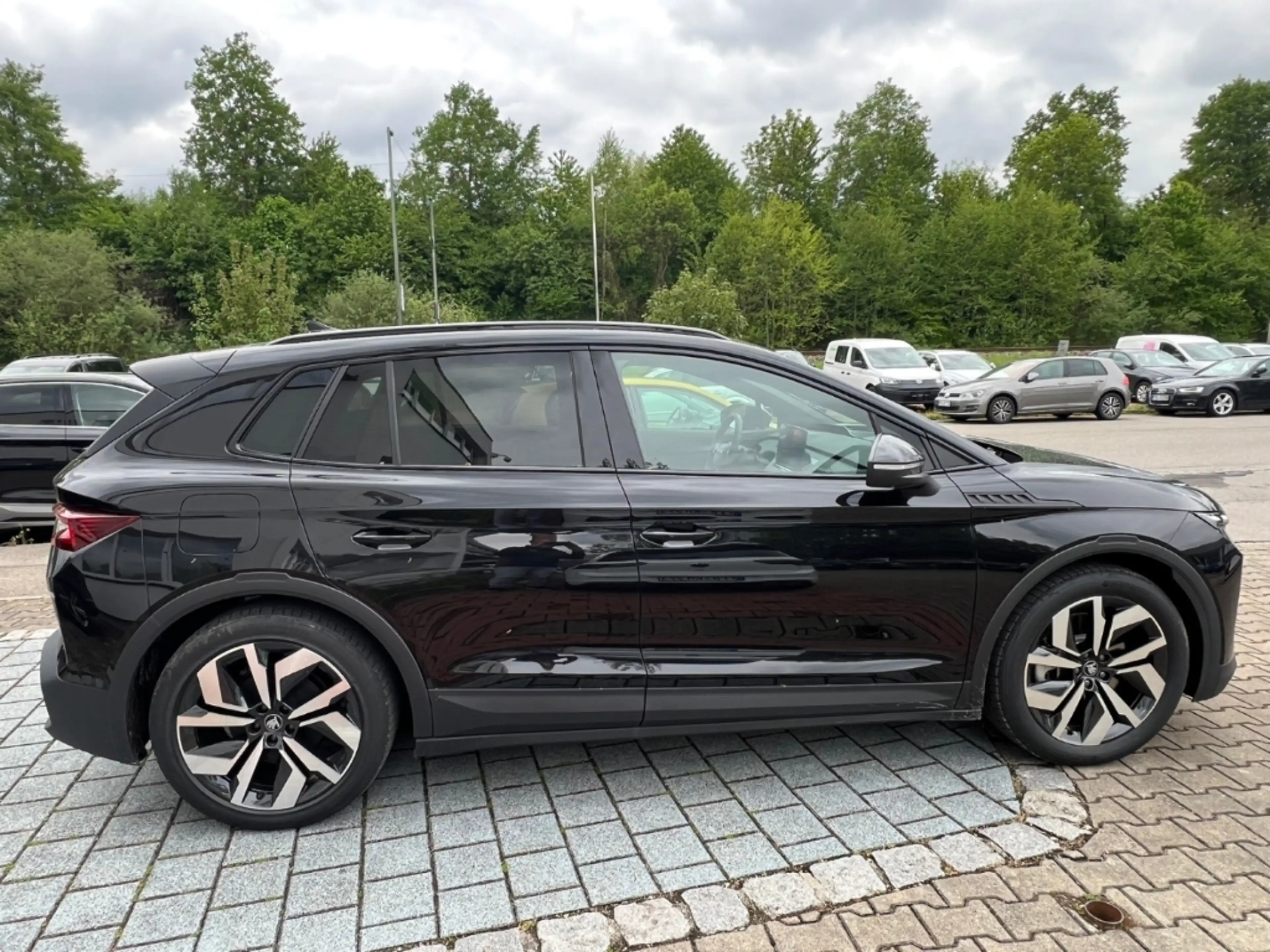 Skoda Elroq 85 Sportline AHK*Plus*MTRX*ACC*Kamera*KEY!! — photo 5