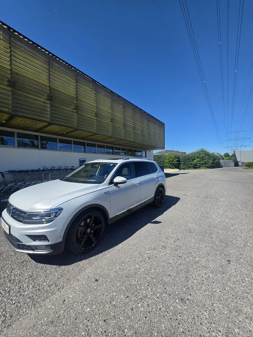 Volkswagen Tiguan Allspace 2.0 TDI SCR 4Motion DSG Highline - 2