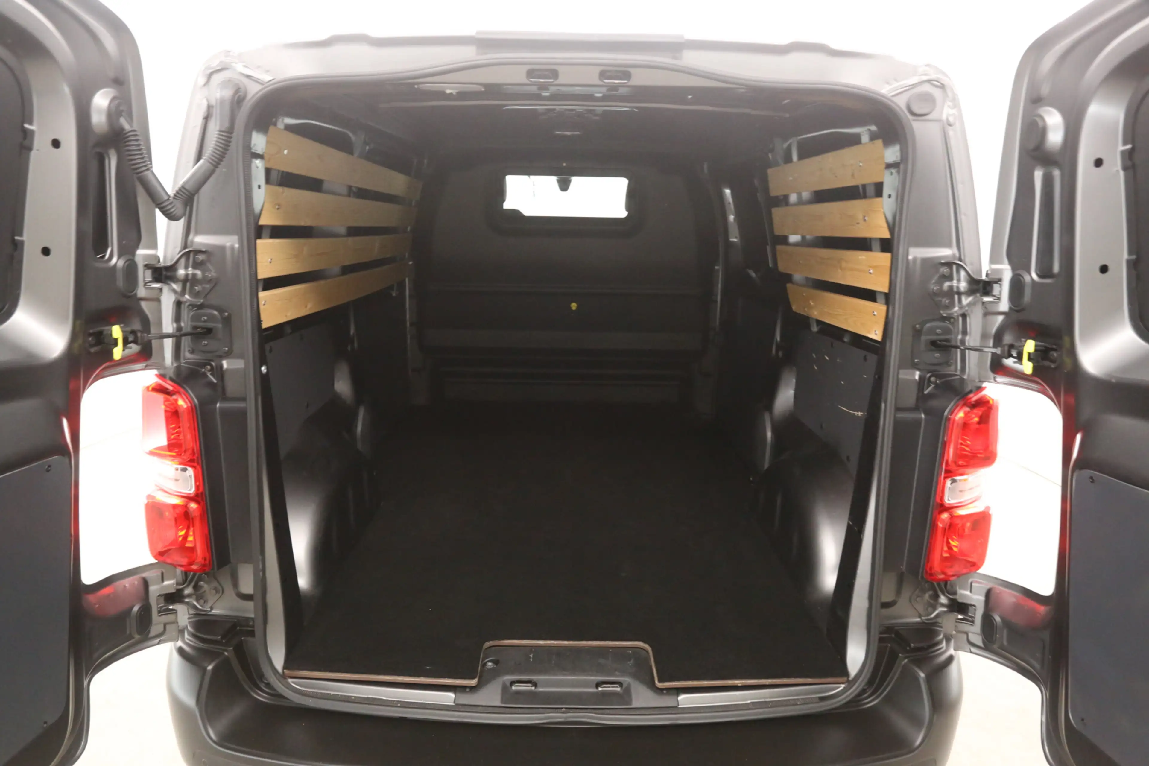 Peugeot Expert 2.0 BlueHDI 145PK L2H1 | Automaat | Airco | Cruise — photo 3