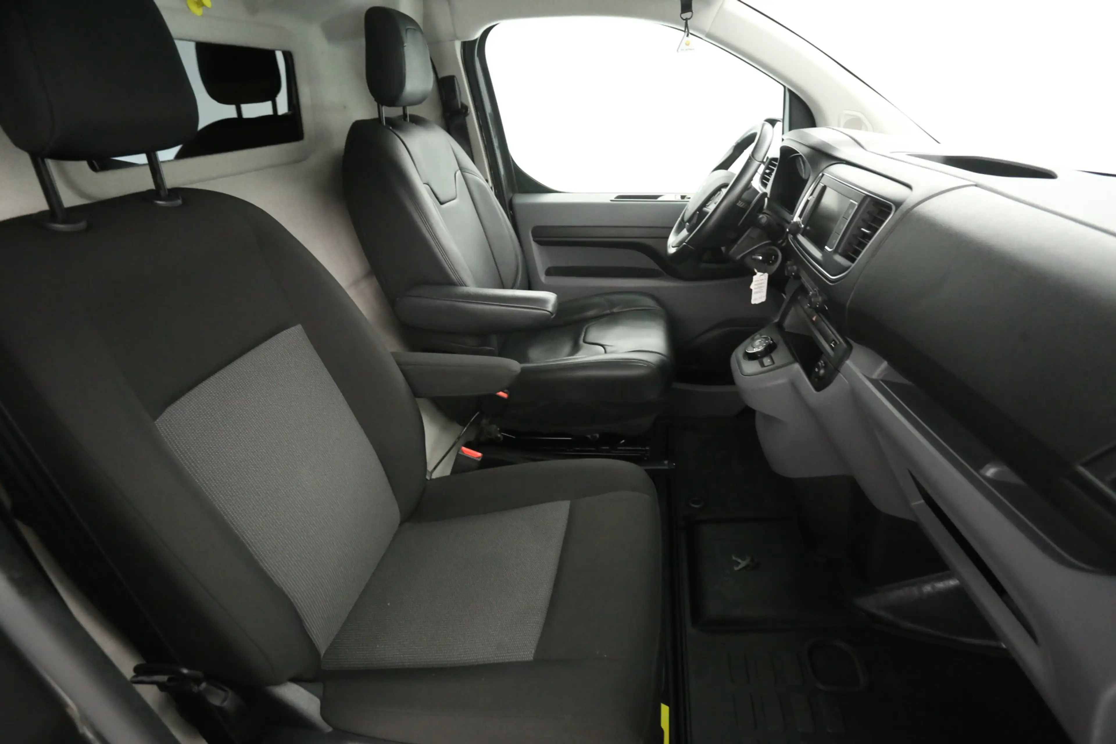 Peugeot Expert 2.0 BlueHDI 145PK L2H1 | Automaat | Airco | Cruise — photo 10