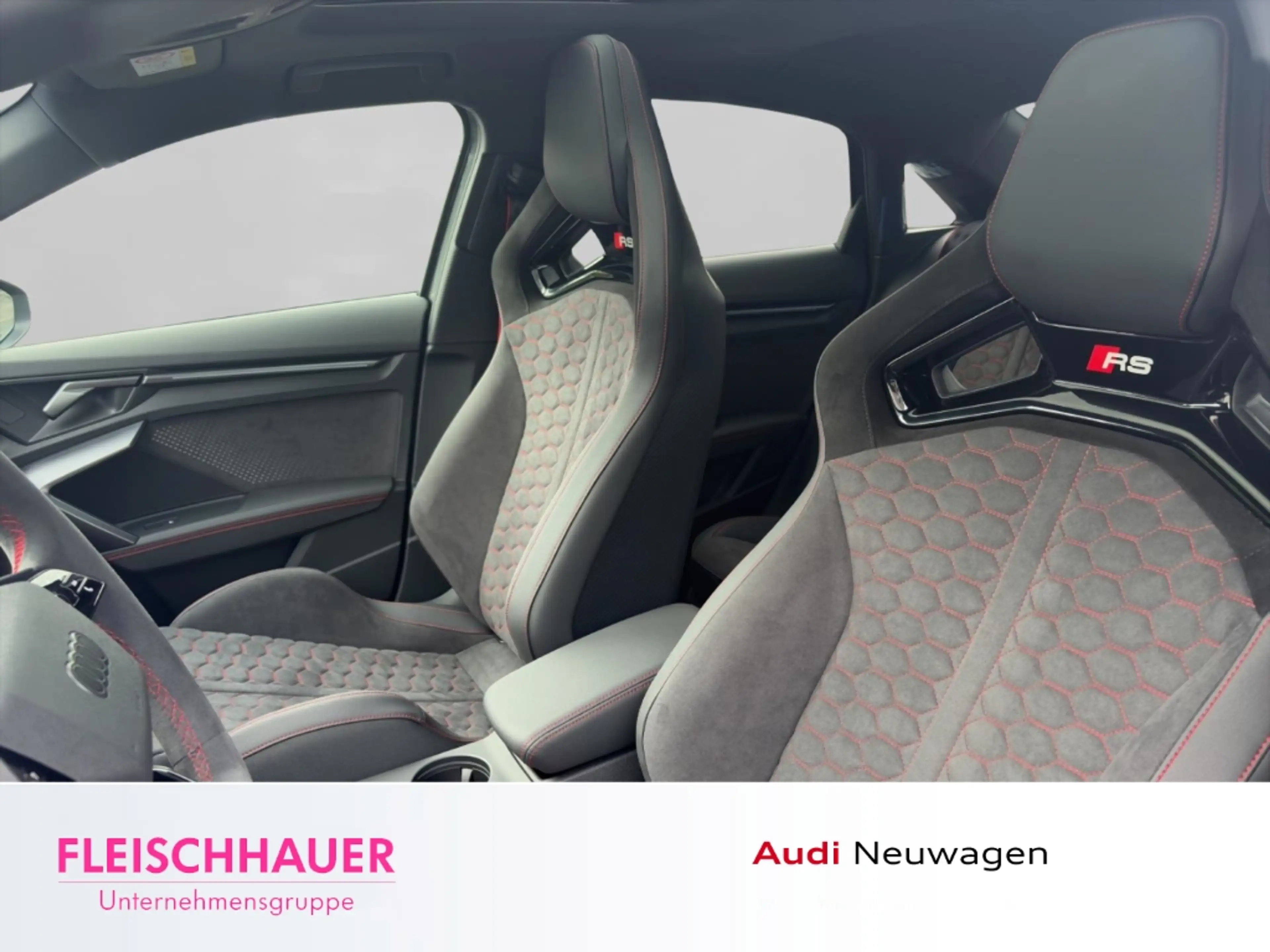 Audi RS3 2.5 TFSI quattro Limousine S tronic RS-SPORTABGASA — photo 7