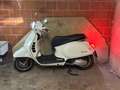 Piaggio GTS 300 super - thumbnail 3