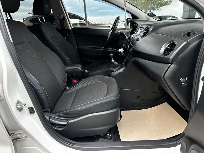 Hyundai i10 PASSION "AHK"PDC"SHZ"LHZ"HU/AU NEU"GARANTIE" — photo 18