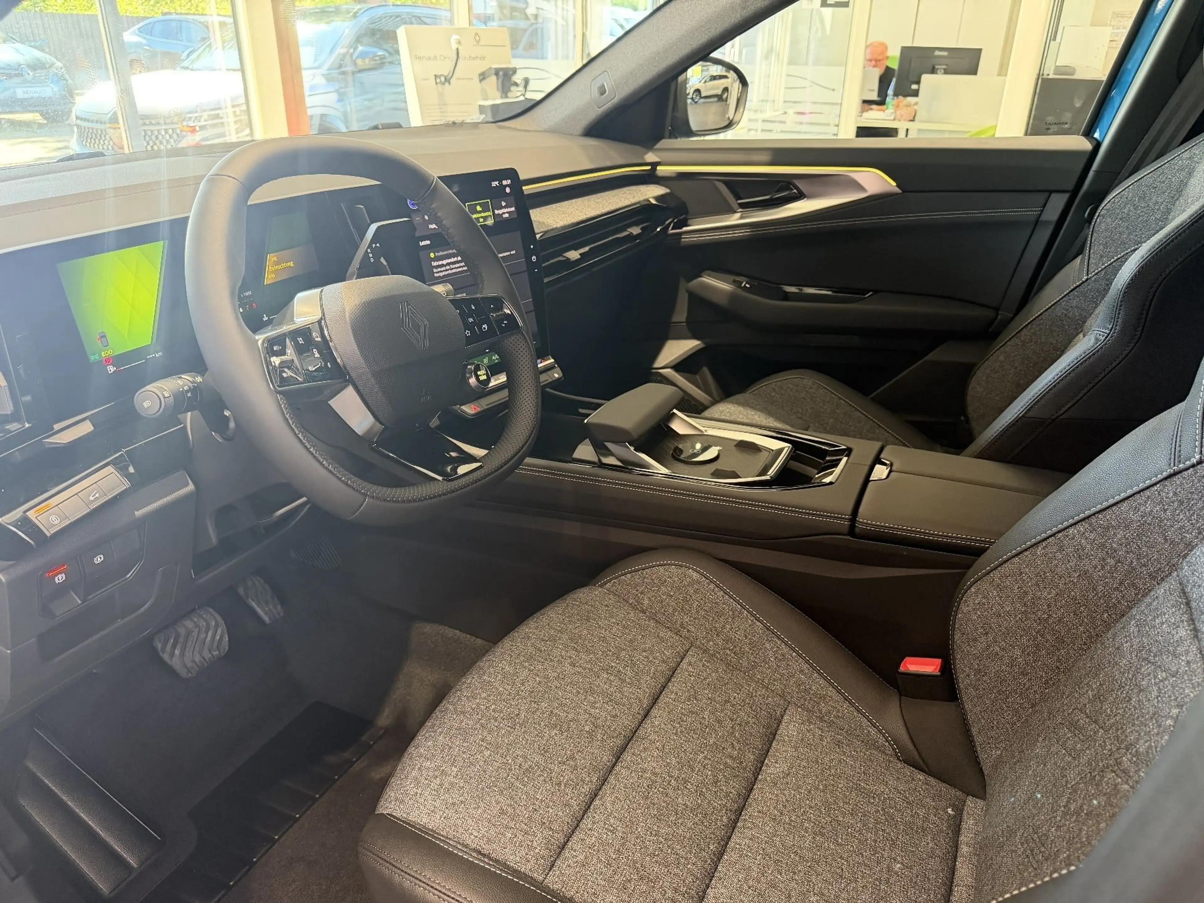 Renault Austral Techno Mild Hybrid 150 Automatik — photo 14