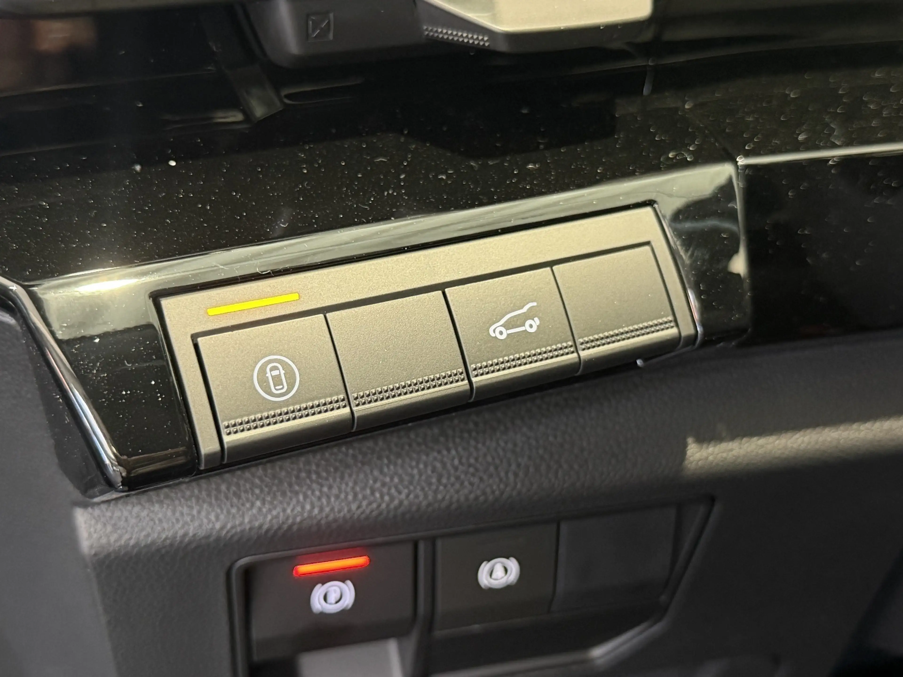 Renault Austral Techno Mild Hybrid 150 Automatik — photo 23