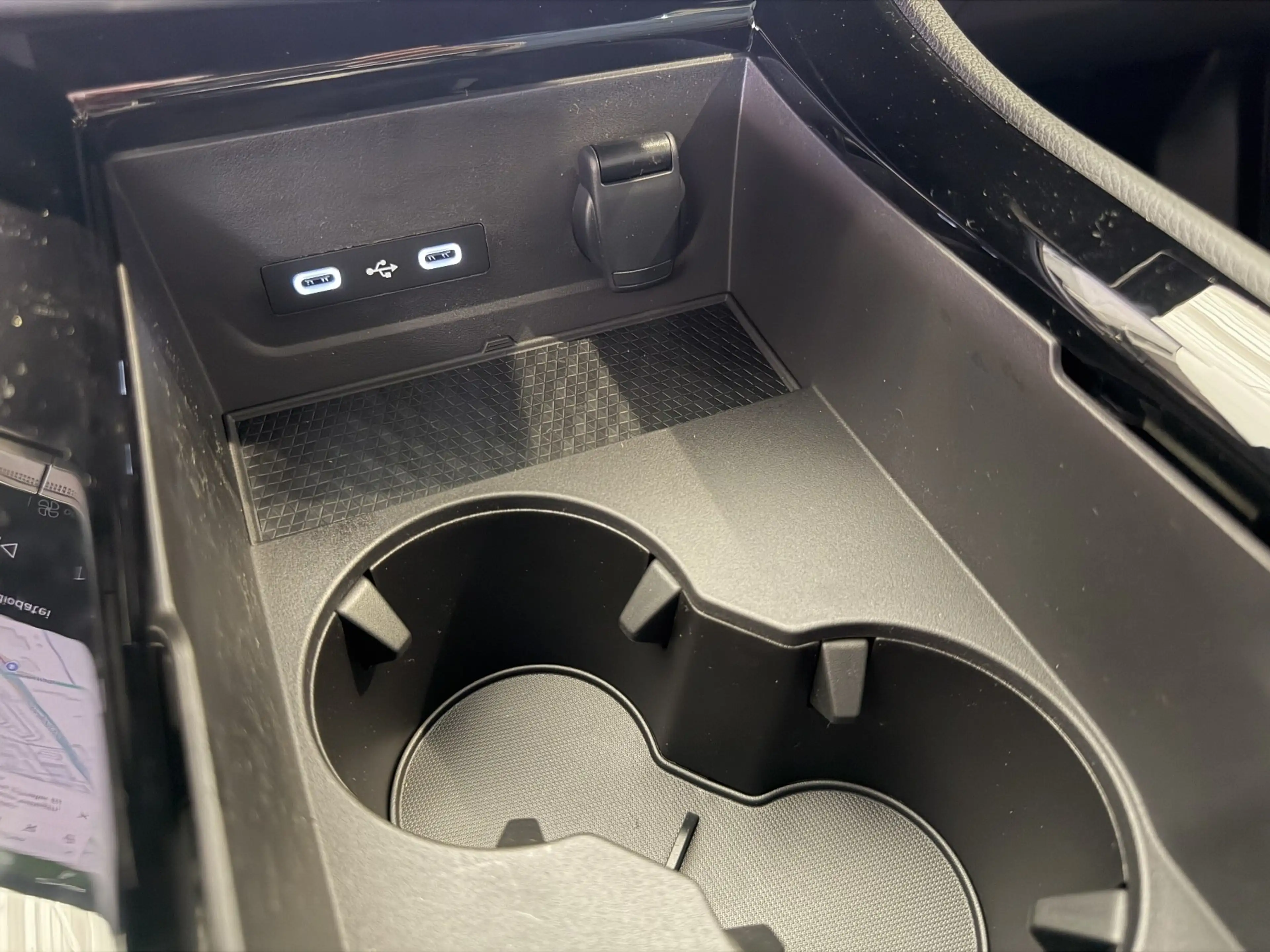 Renault Austral Techno Mild Hybrid 150 Automatik — photo 29