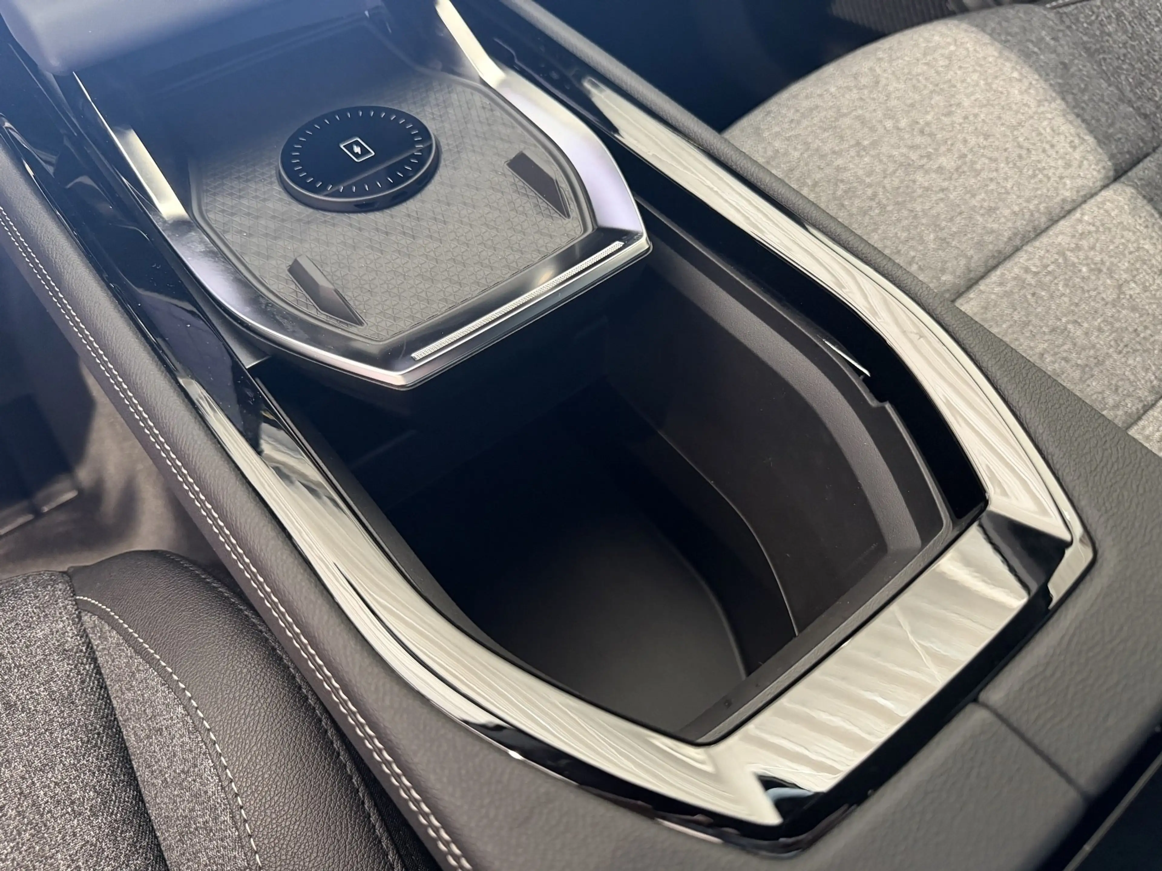 Renault Austral Techno Mild Hybrid 150 Automatik — photo 31
