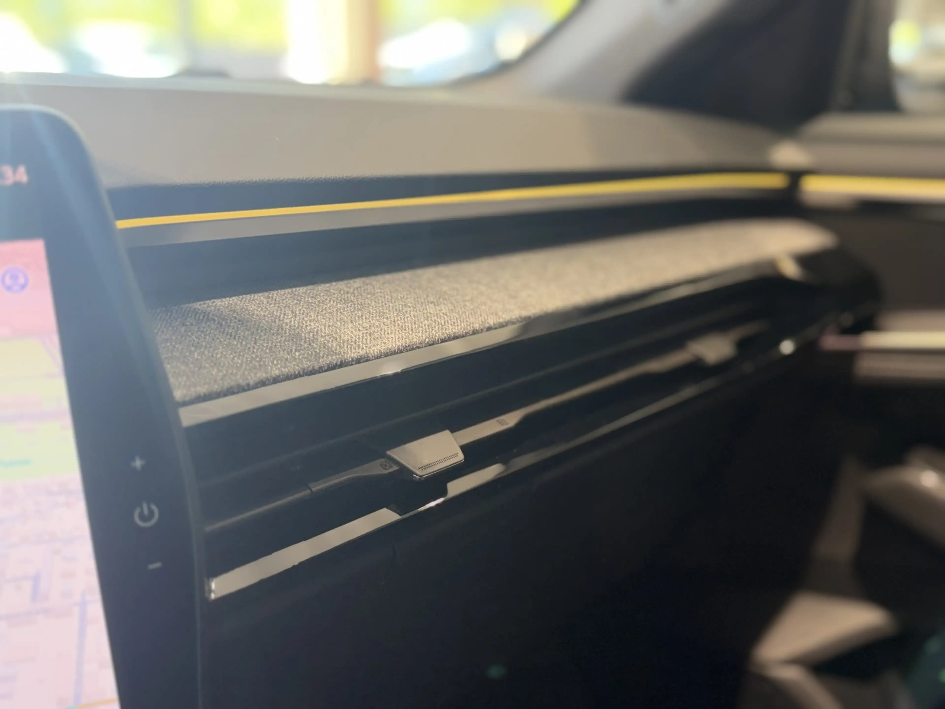 Renault Austral Techno Mild Hybrid 150 Automatik — photo 34
