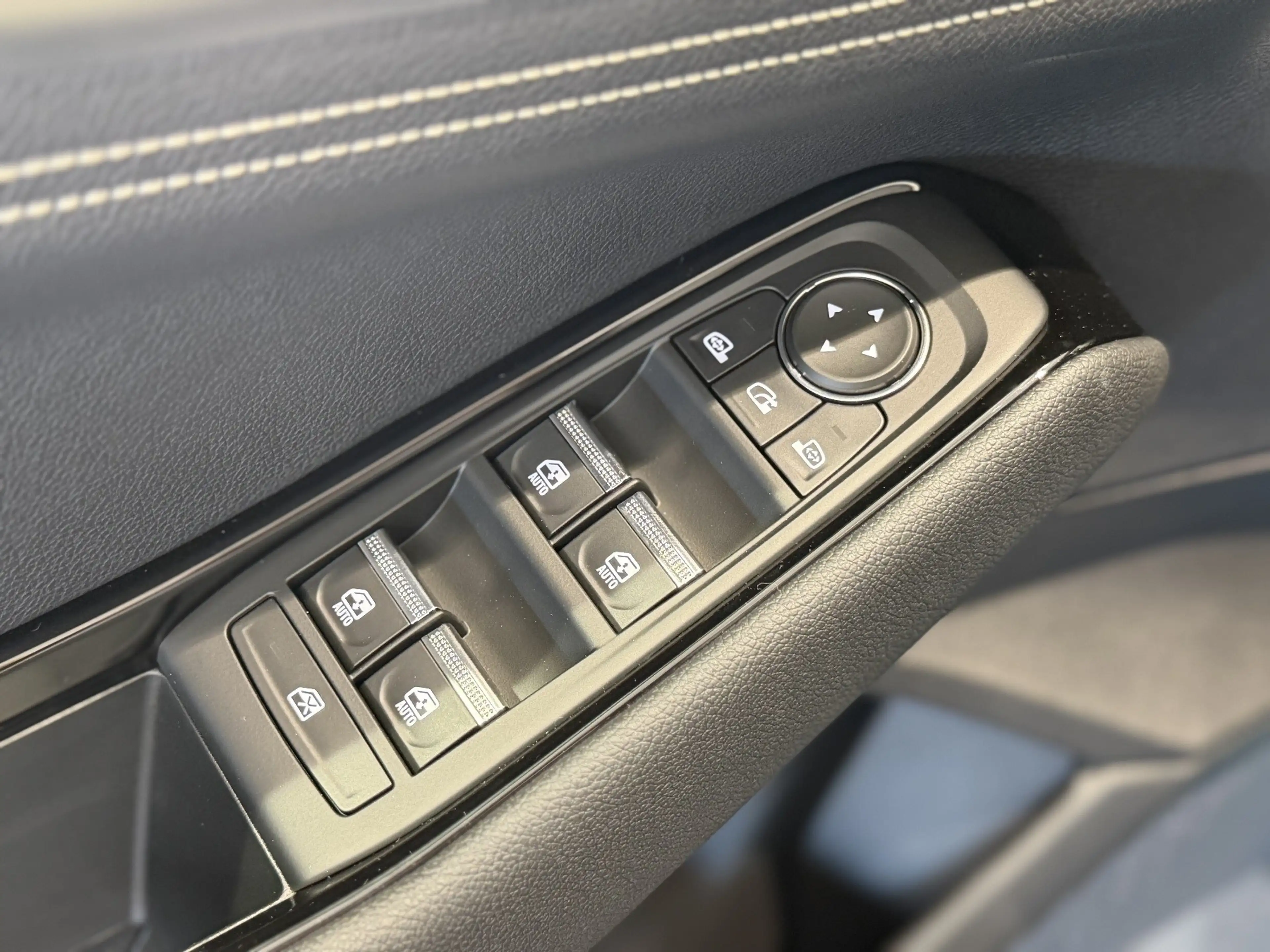 Renault Austral Techno Mild Hybrid 150 Automatik — photo 25