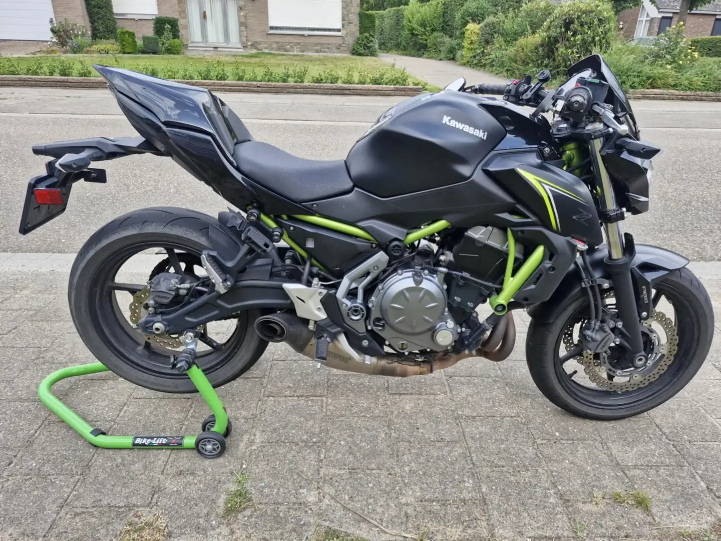 Kawasaki Z 650 Performance pack Zwart - 1