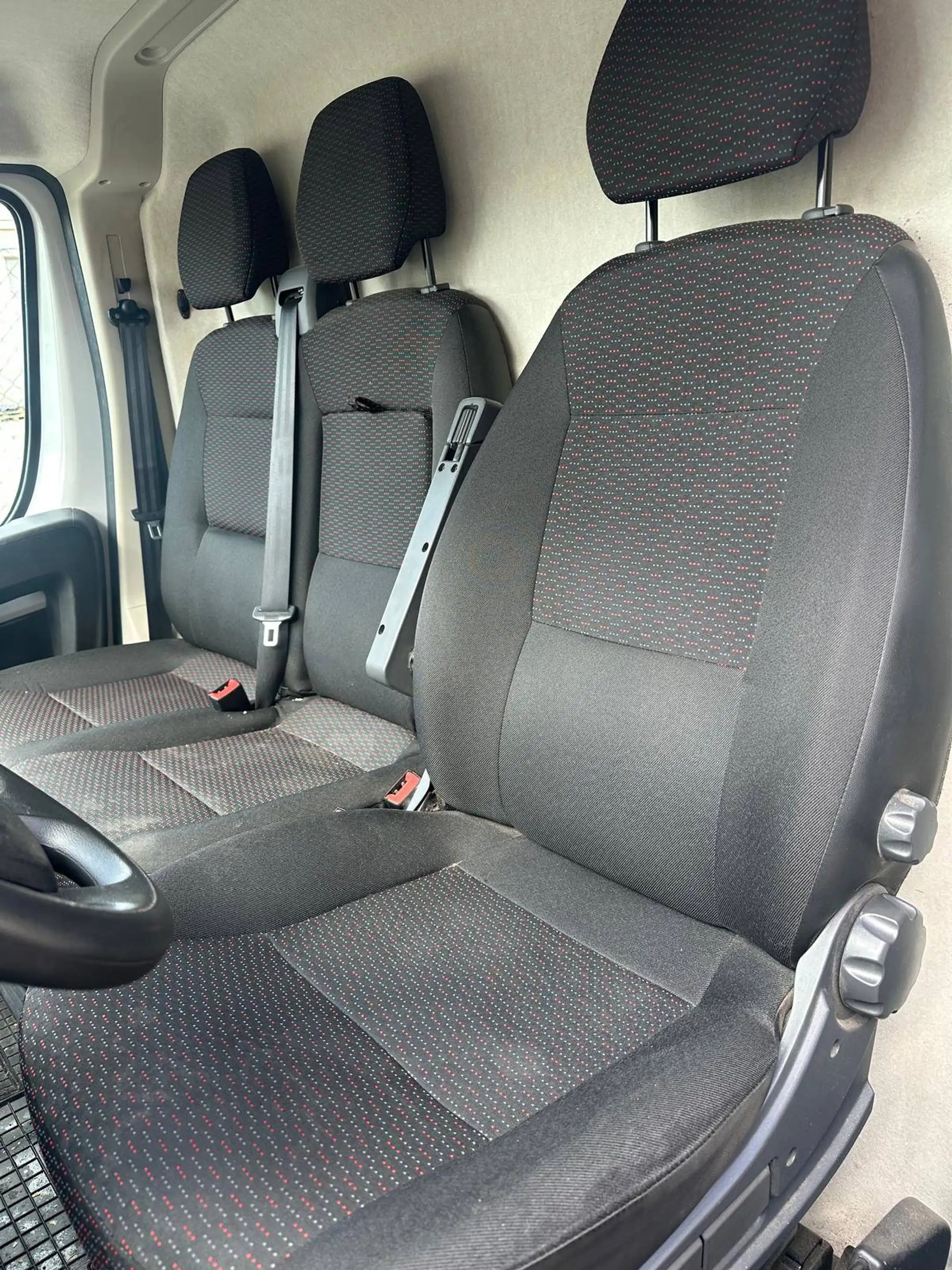 Citroen Jumper 35 L4H3 Control Heavy BlueHDi 140 Start — photo 6