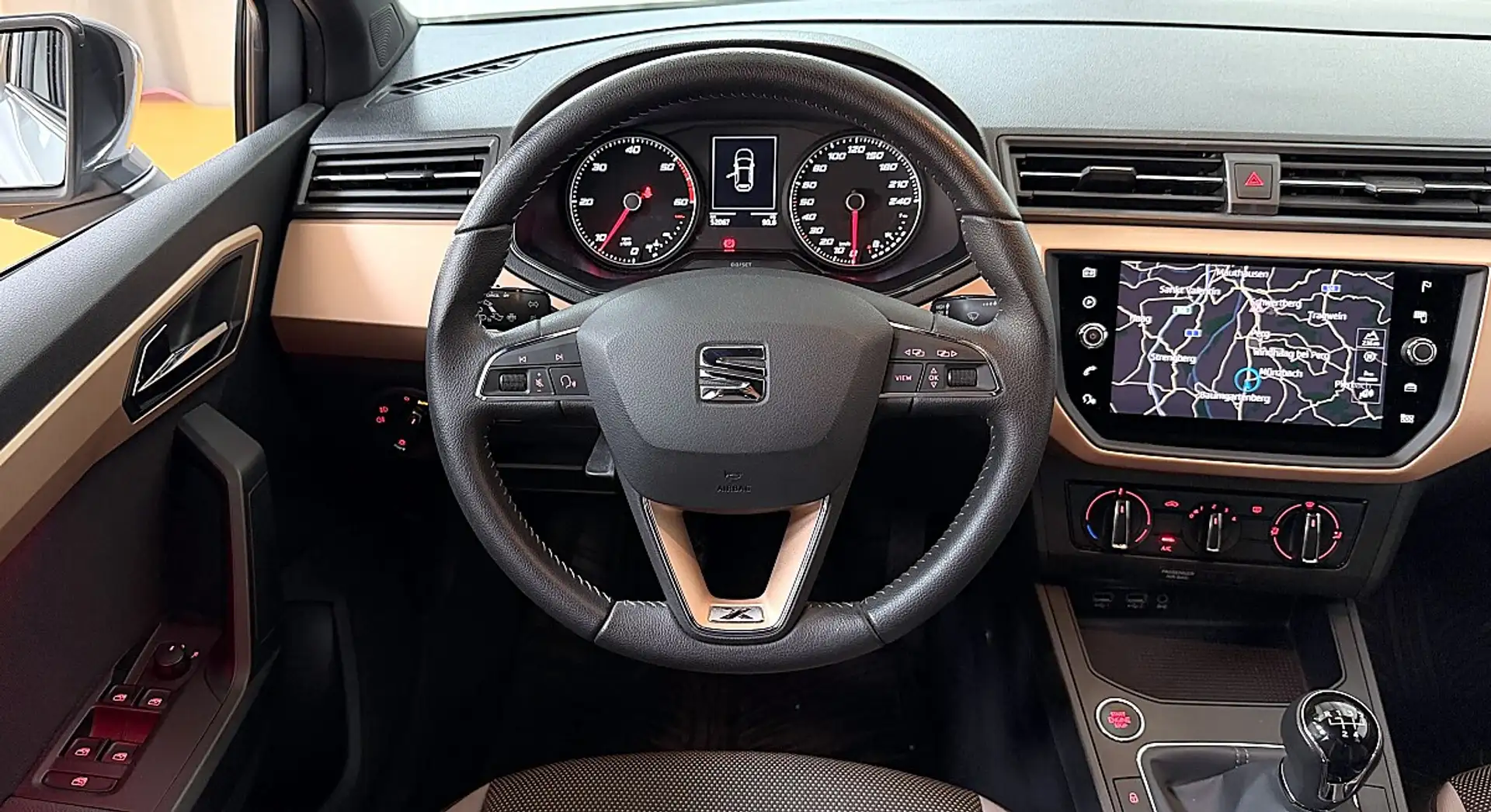 SEAT Ibiza Xcellence 1,6 TDI CR Grau - 2