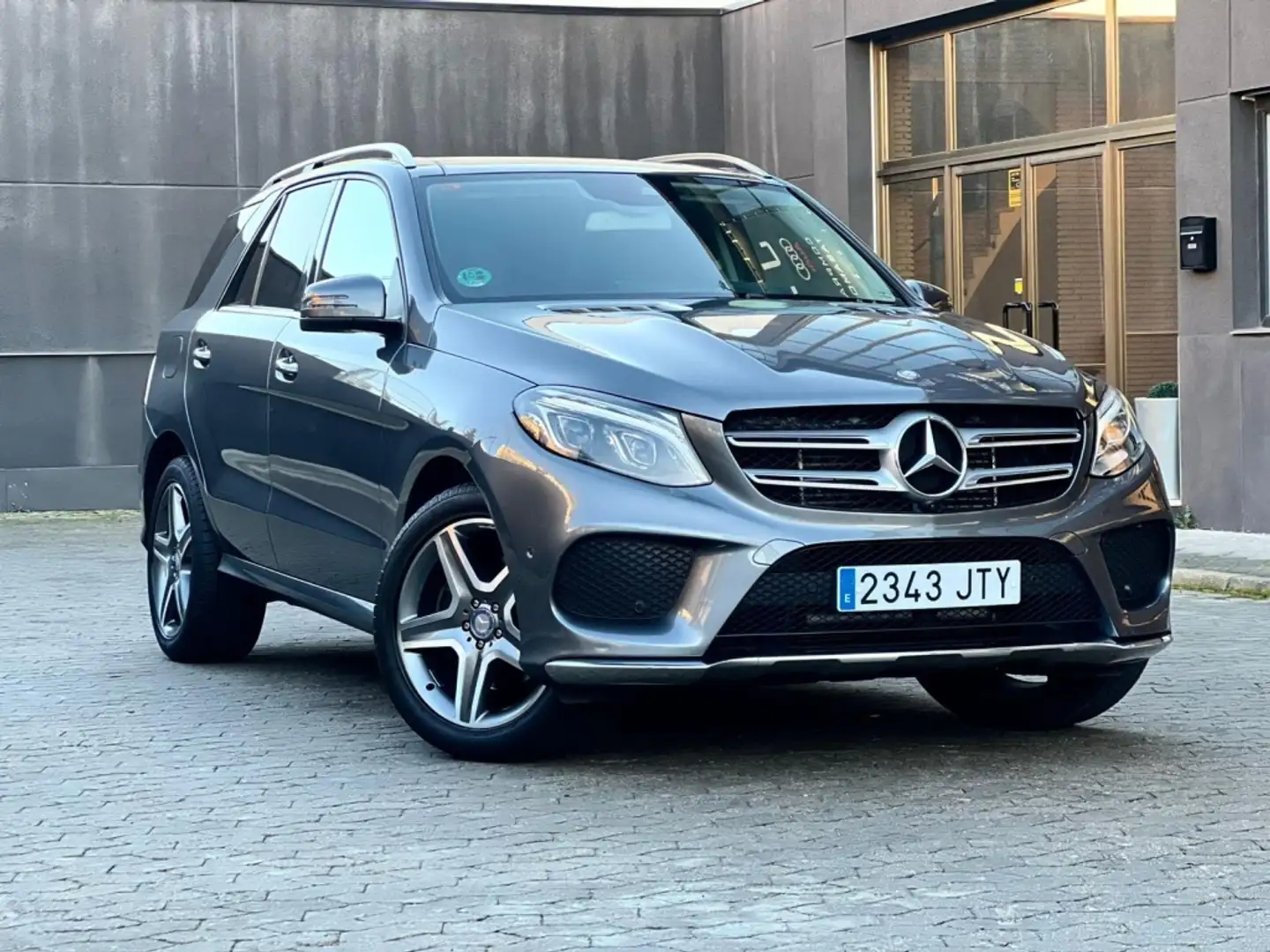 Mercedes-Benz GLE 250 250d 4Matic Aut. Gris - 1