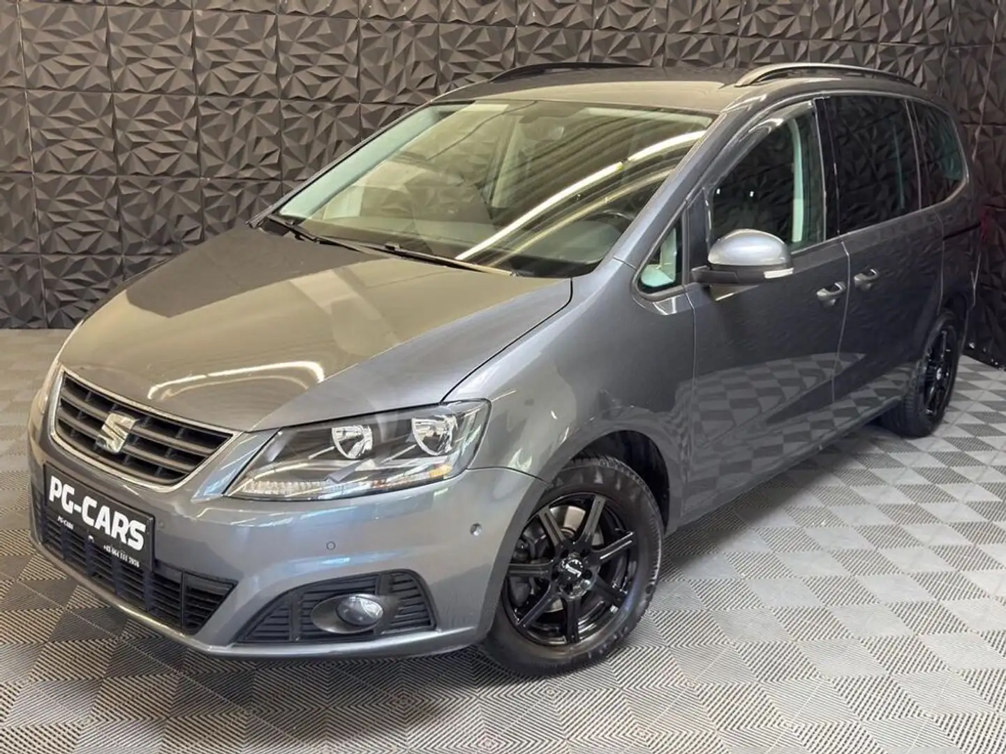 SEAT Alhambra 2.0 TDI Style Advanced 4Drive DSG Grau - 1