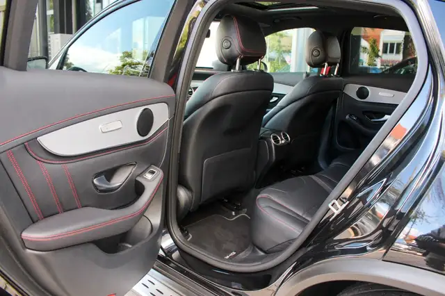 Mercedes-Benz GLC view 13