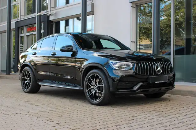 Mercedes-Benz GLC view 3