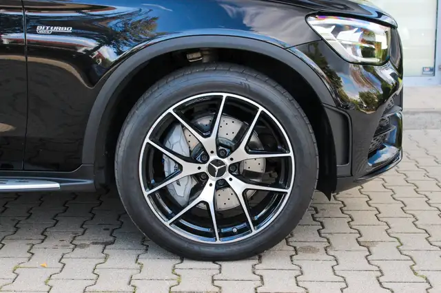 Mercedes-Benz GLC view 28