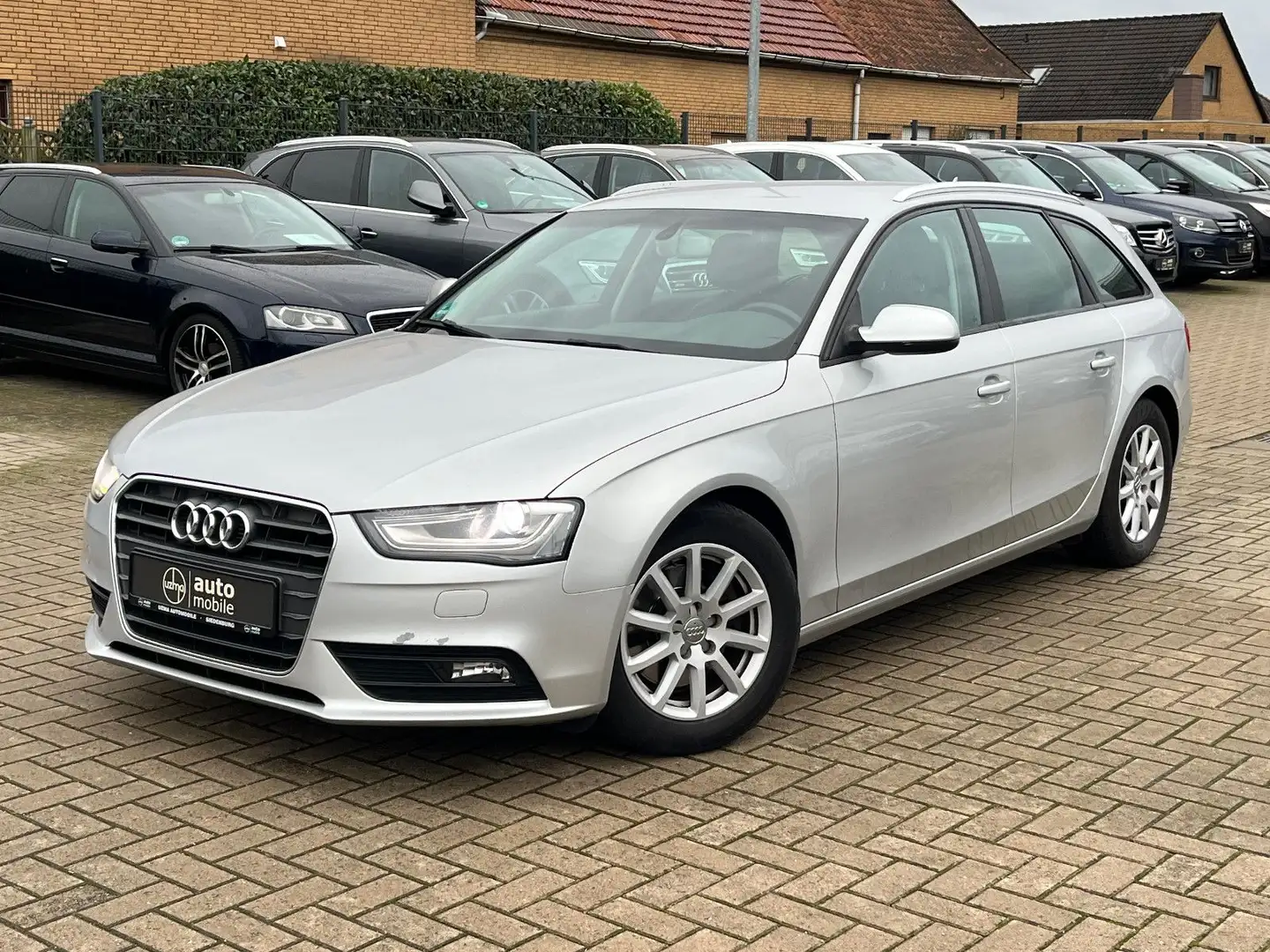 Audi A4 Avant 2.0 TDI+Xenon+Navi+Scheckheft+Sehr gep. Zilver - 1