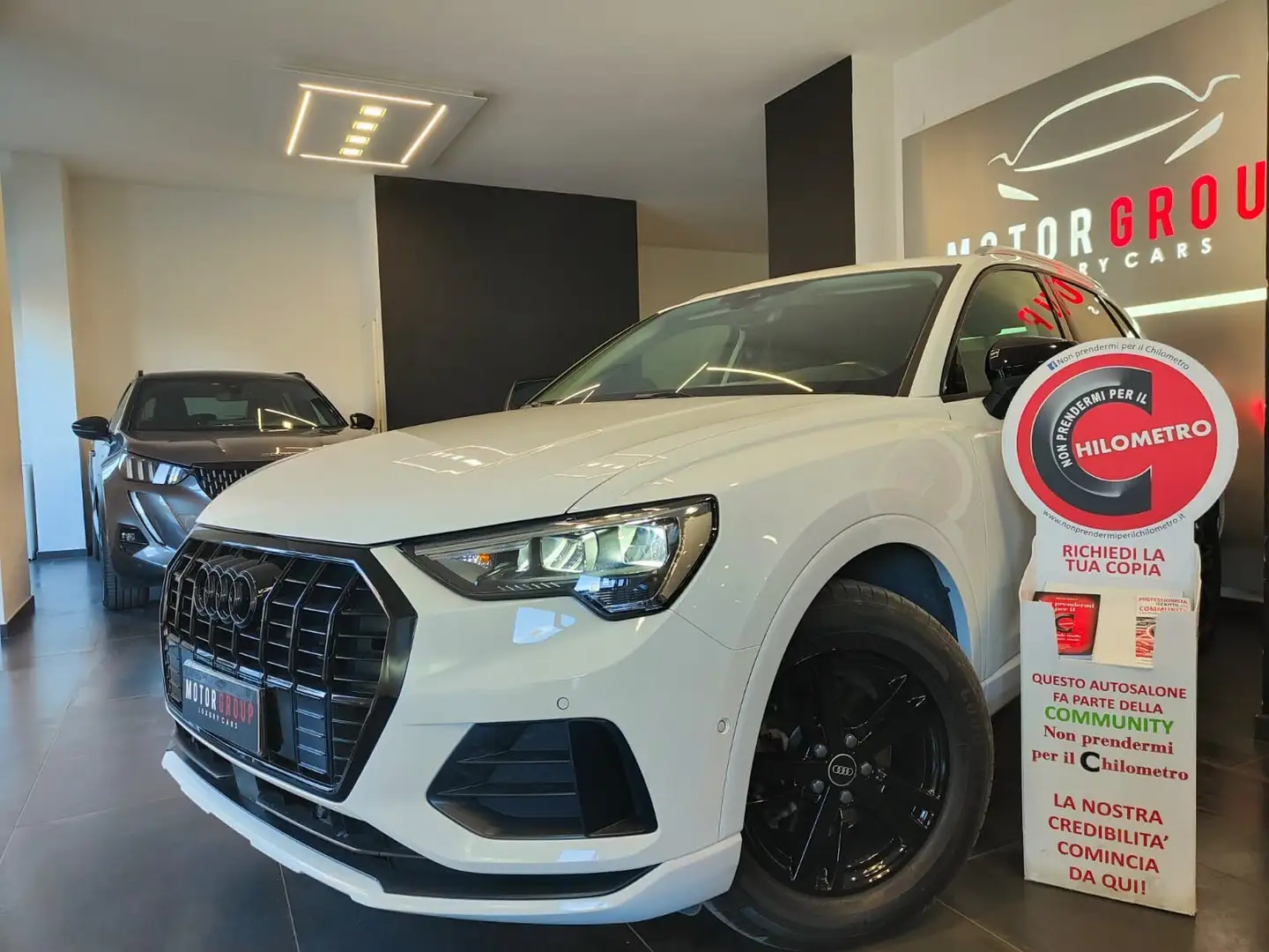 Audi Q3 Q3 35 TDI S tronic Business Blanc - 1