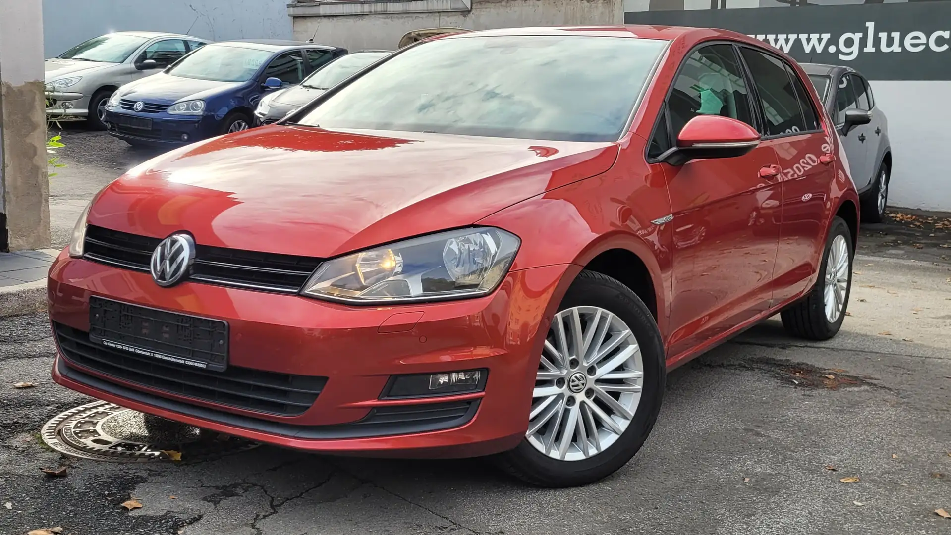 Volkswagen Golf 1.2 TSI Cup BMT*Klimaaut*16 Zoll*SH*AUX*USB*PDC Rojo - 1