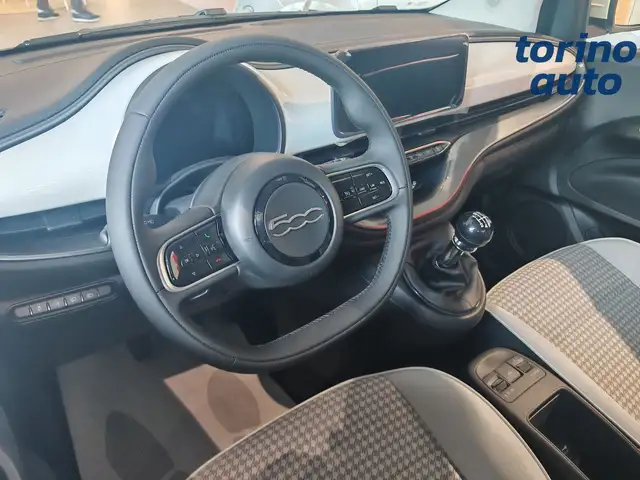 Fiat 500 view 5