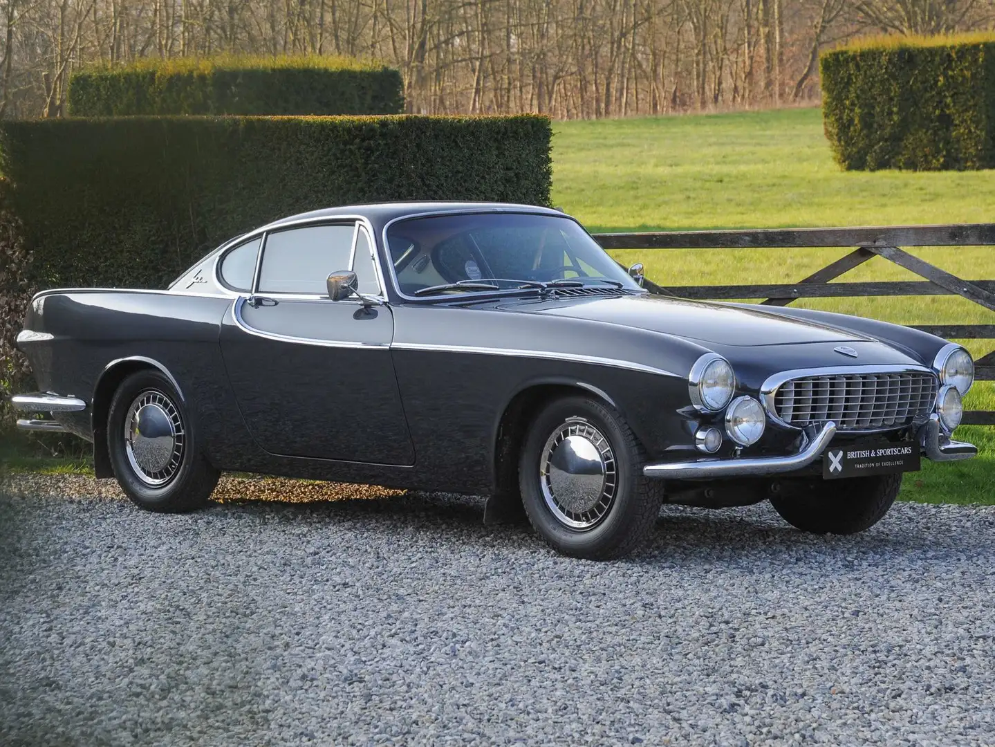 Volvo P1800 Restored - First year of production siva - 1