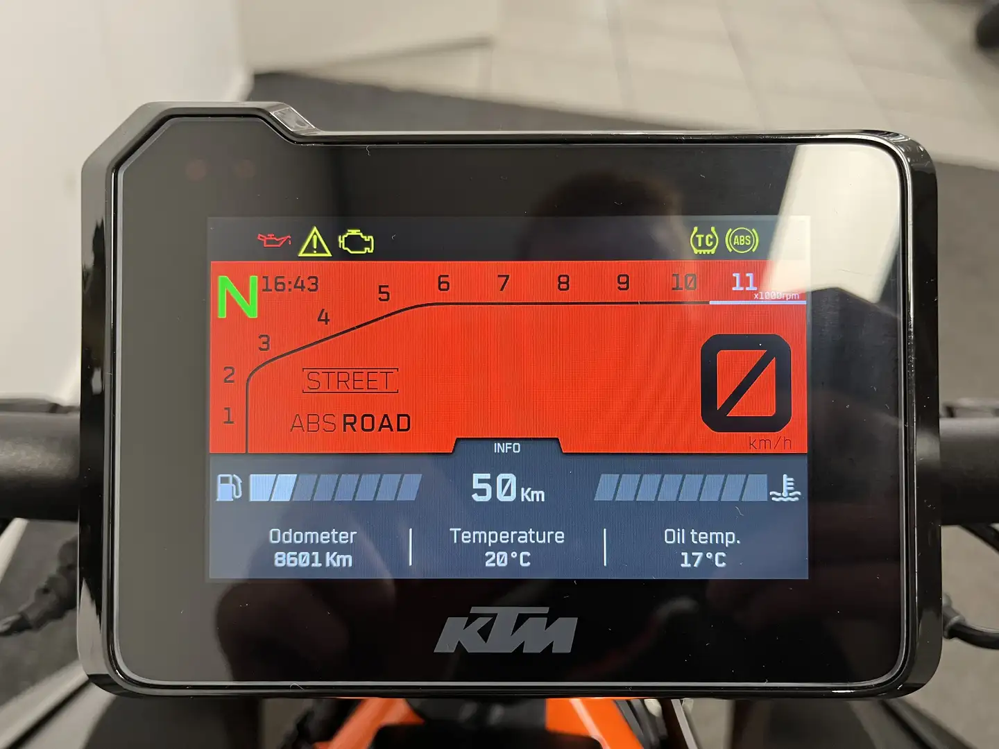 KTM 1290 Super Duke R EVO Modrá - 2