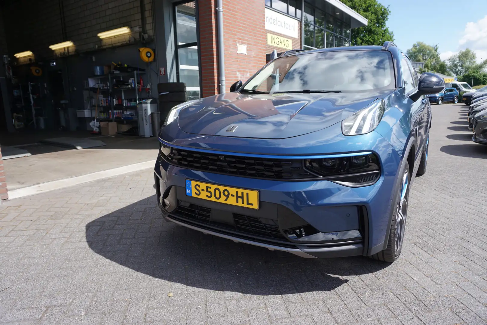 Lynk & Co 01 1.5 261PK! MET NIEUWE DISTRIBUTIERIEM! ORIGINEEL N Blauw - 2