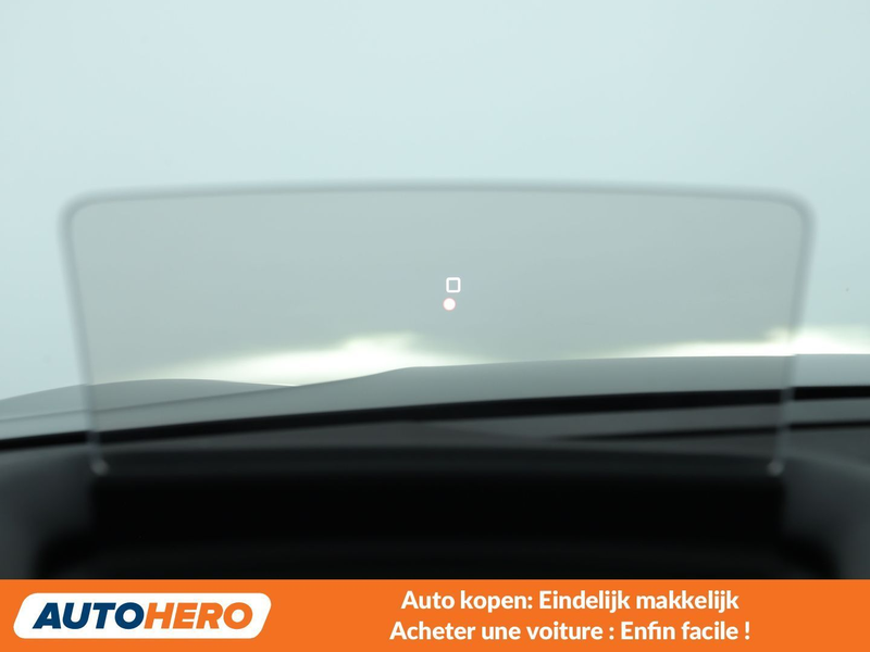 Citroen C4 1.2 PureTech Shine — photo 7