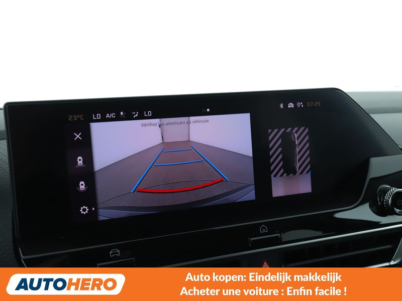 Citroen C4 1.2 PureTech Shine — photo 10