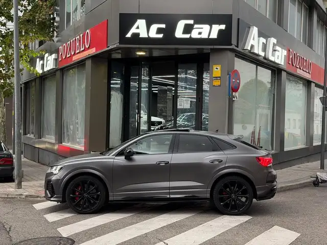 Audi RS Q3 2.5 TFSI quattro S tronic