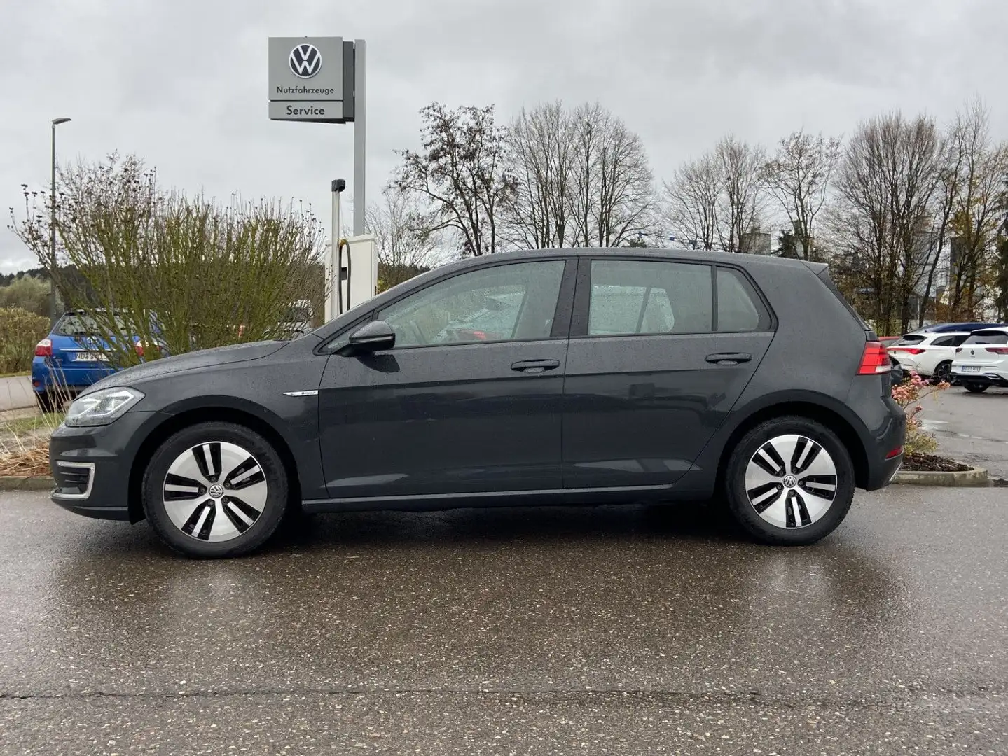 Volkswagen Golf e-Golf Comfortline NAVI+LED+APP-CONNECT+PDC Grau - 2
