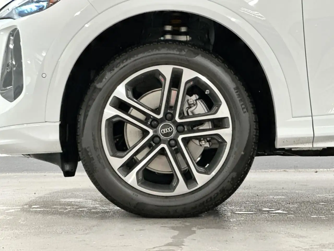 Audi Q5 снимка Audi Q5
