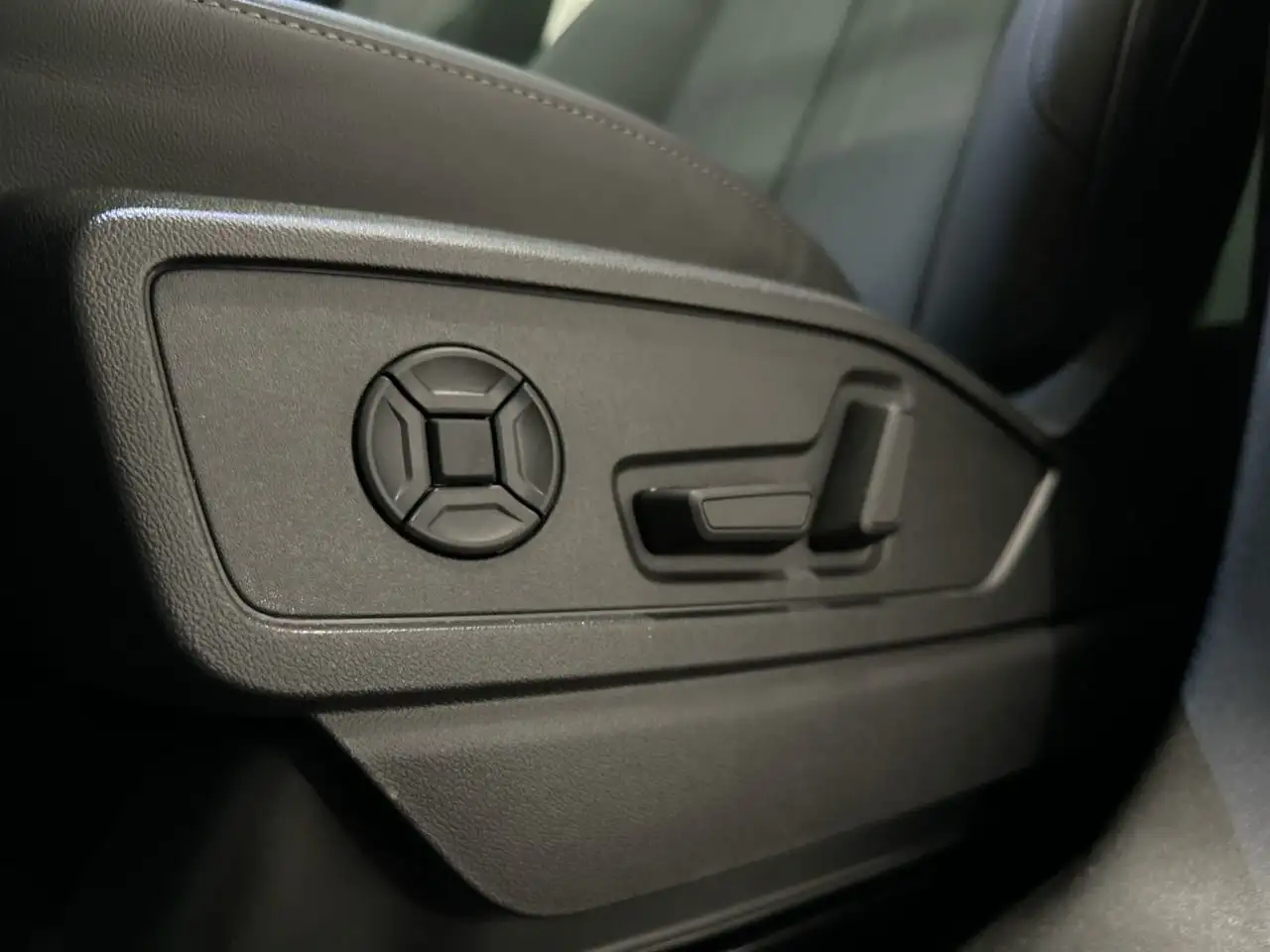 Audi Q5 снимка Audi Q5