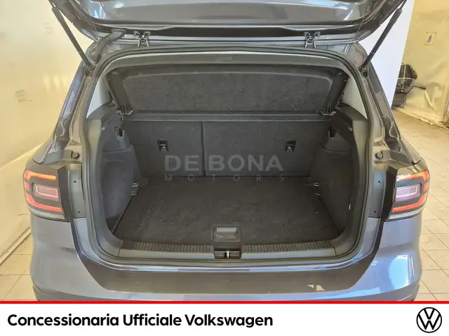 Volkswagen T-Cross view 20