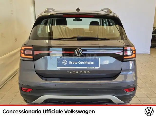 Volkswagen T-Cross view 5