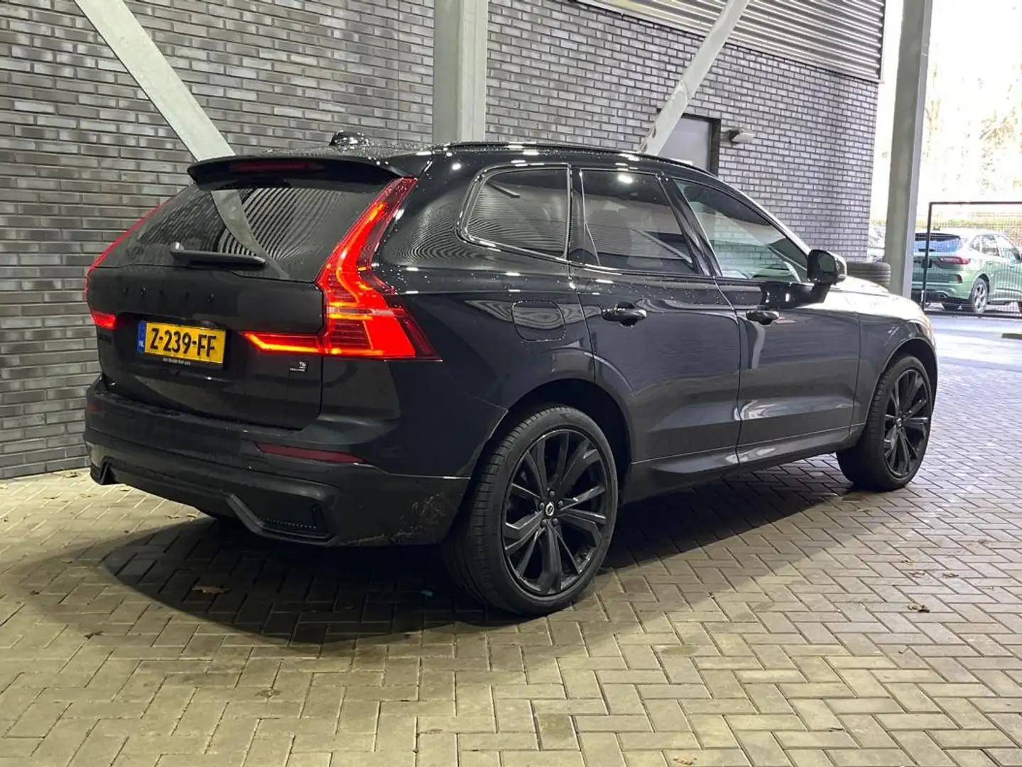 Volvo XC60 T6 Plug-in hybrid Ultimate Black Edition | Head-Up Noir - 2