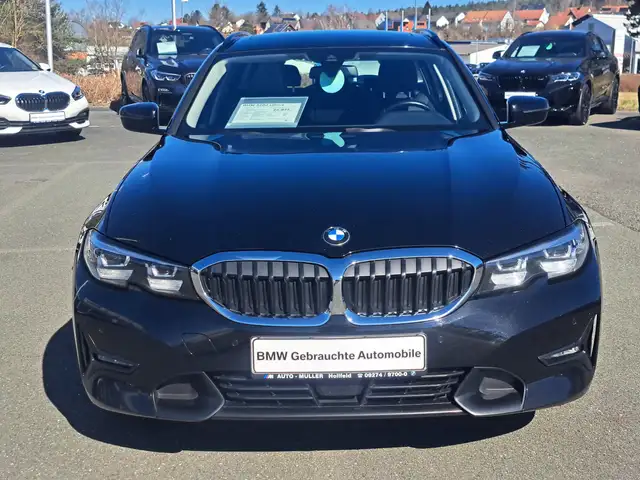 BMW 3 Series view 7