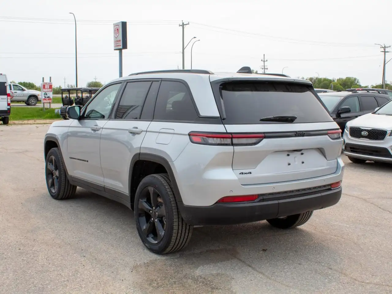 Jeep Grand Cherokee снимка Jeep Grand Cherokee