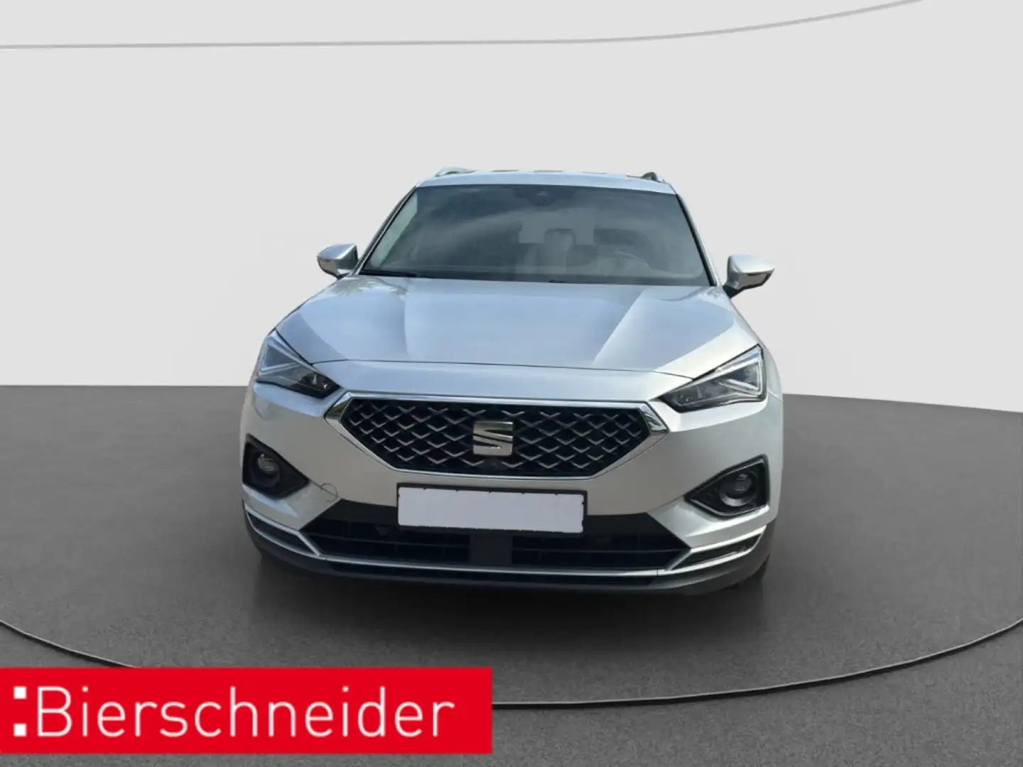 SEAT Tarraco 1.4 e-Hybrid DSG Xcellence AHK REAR VIEW NAVI Silber - 2