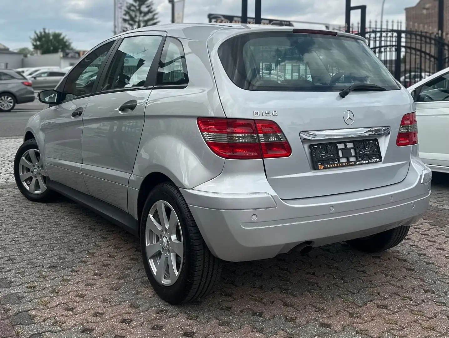 Mercedes-Benz B 150 KLIMA-AHK-PDC-SHZ-TÜV NEU- Zilver - 2