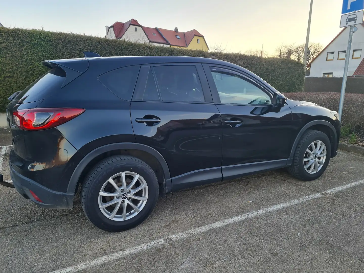 Mazda CX-5 2.2 SKYACTIV-D AWD Aut. Sports-Line Xenon - 2