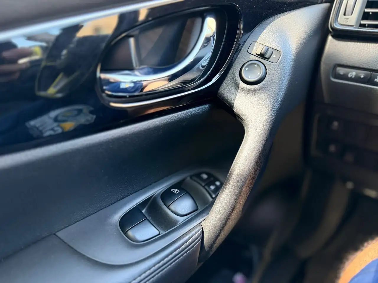 Nissan Qashqai снимка Nissan Qashqai