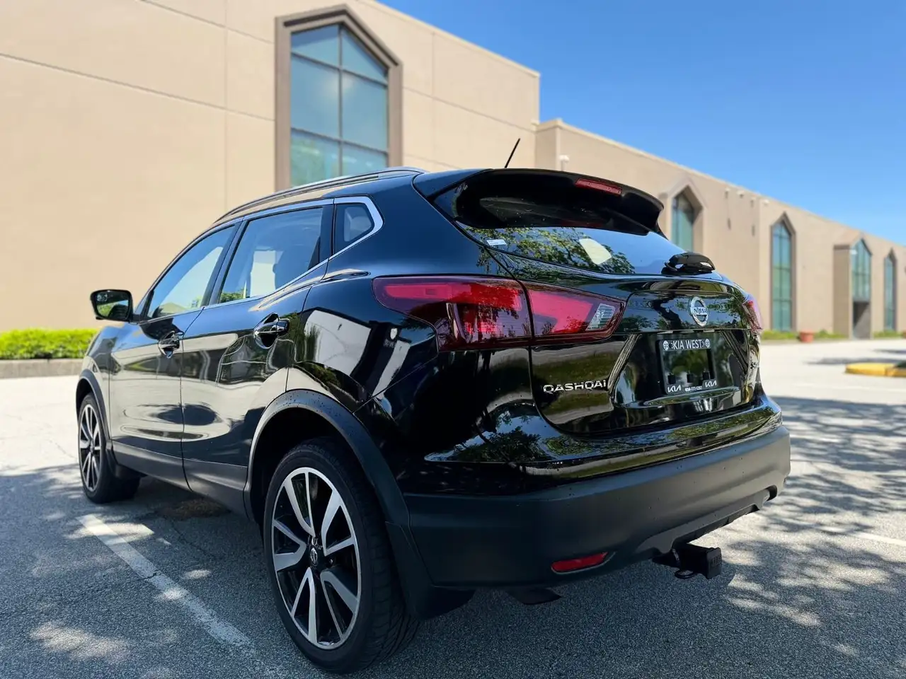 Nissan Qashqai снимка Nissan Qashqai