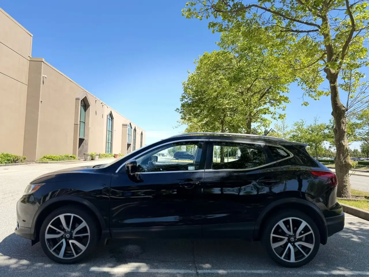 Nissan Qashqai снимка Nissan Qashqai