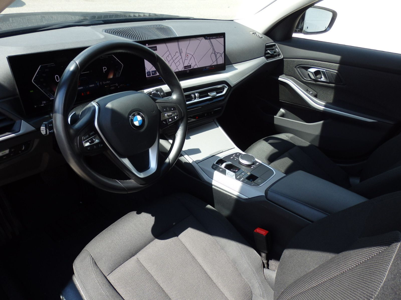BMW 318 d Touring Aut Sitzheiz PDC Live Cockpit Plus — photo 5