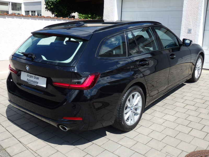 BMW 318 d Touring Aut Sitzheiz PDC Live Cockpit Plus — photo 3