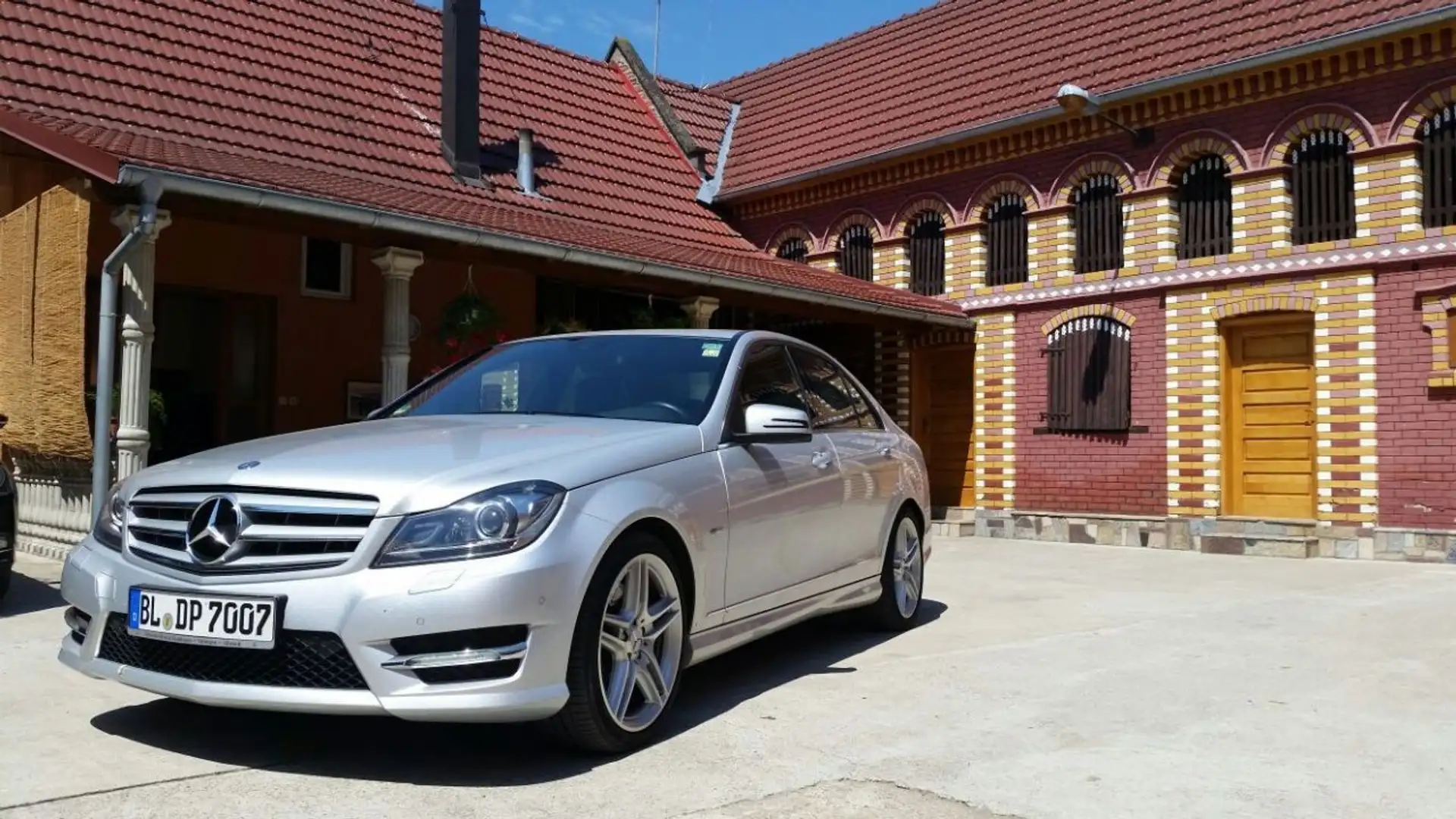 Mercedes-Benz C 350 AMG CDI DPF (BlueEFFICIENCY) 7G-TRONIC Avantgarde - 2