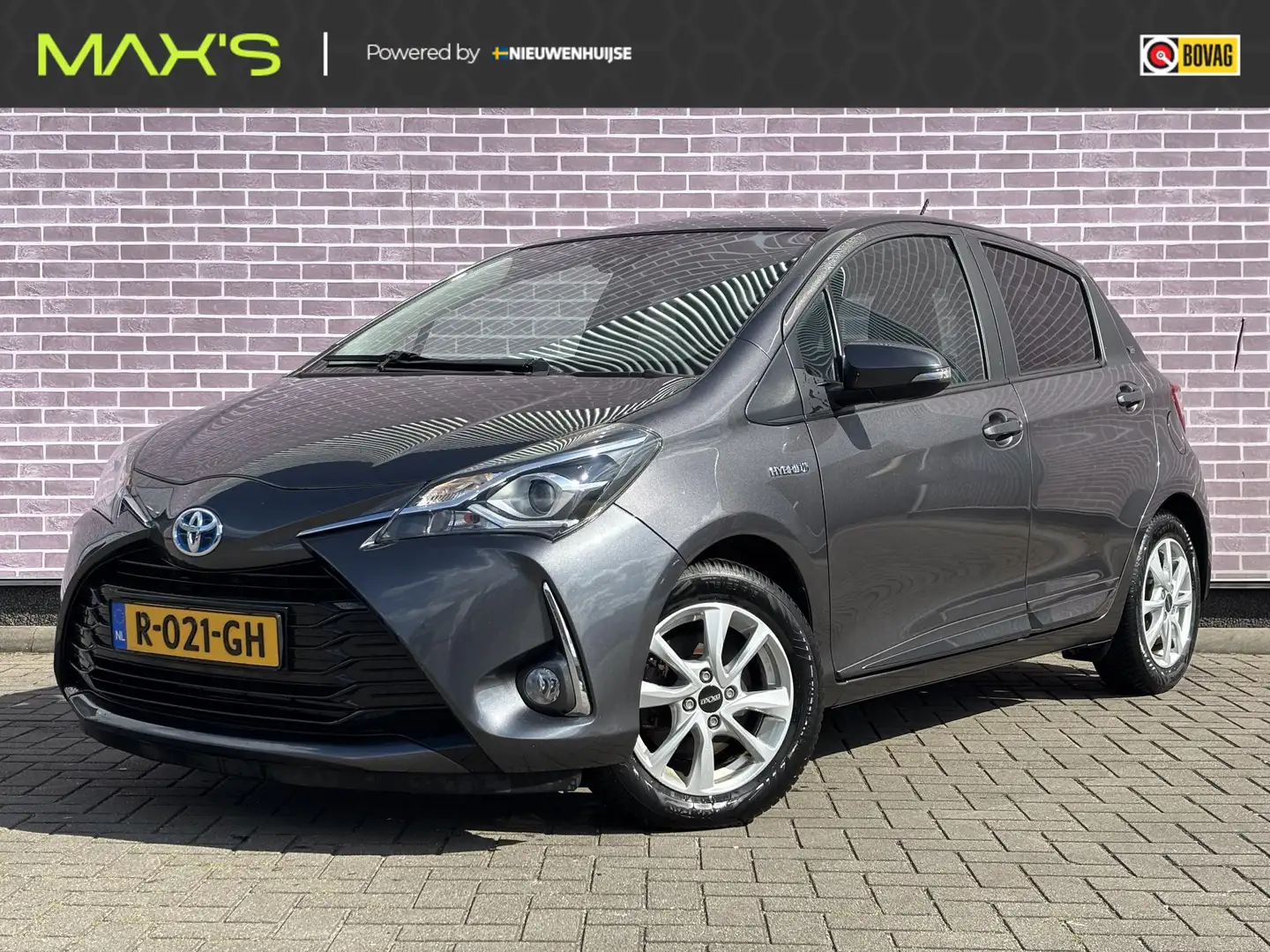 Toyota Yaris 1.5 Hybrid Y20 | Trekhaak | Navigatie | Achteruitr Gris - 1