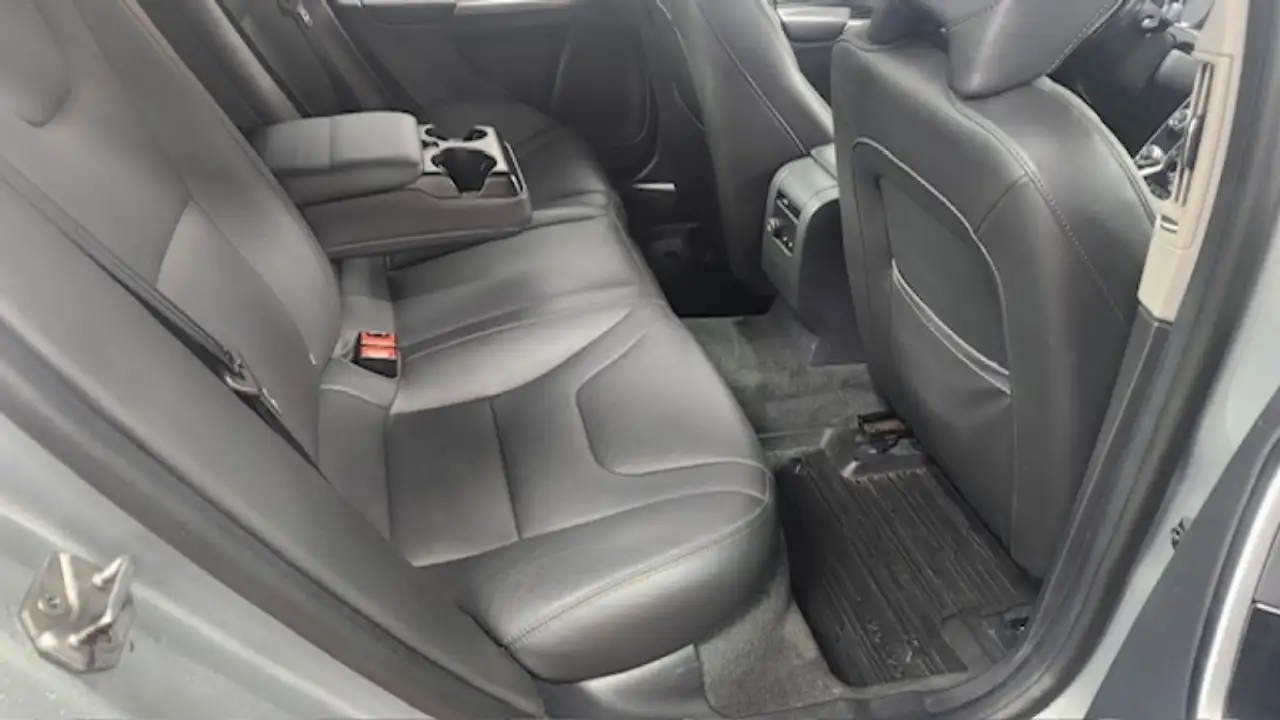 Volvo S60 снимка Volvo S60